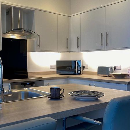 Eden Escapes Serviced Apartments 모아캠비 외부 사진
