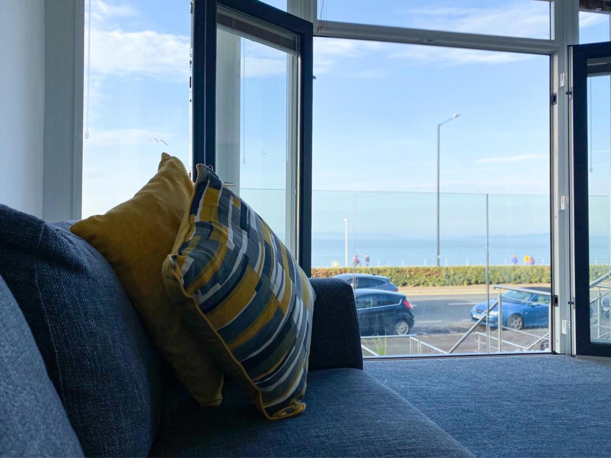 Eden Escapes Serviced Apartments 모아캠비 외부 사진